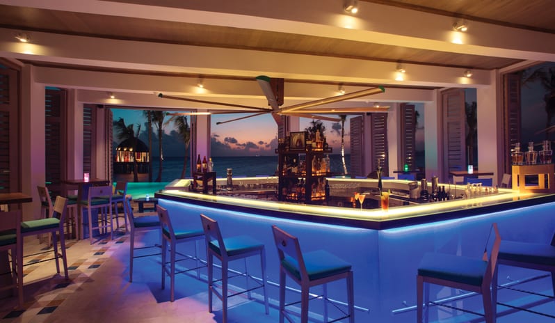 JOIE DE VIVRE Interior